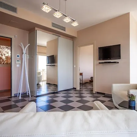 Luxury Beachfront Margarita With Private Beach, Pool & Jacuzzi In Zakynthos 빌라
