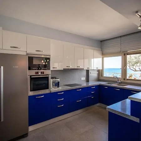 Luxury Beachfront Margarita With Private Beach, Pool & Jacuzzi In Zakynthos Vilă *