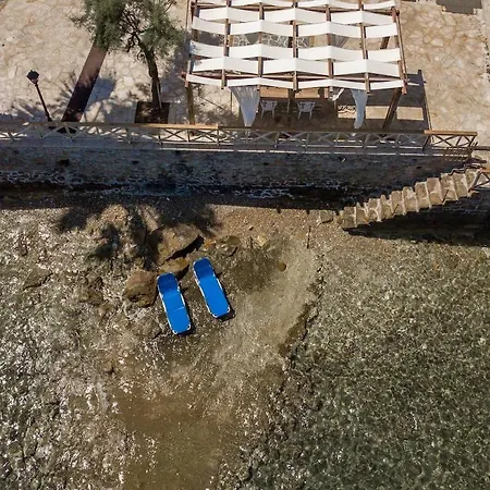 Luxury Beachfront Margarita With Private Beach, Pool & Jacuzzi In Zakynthos *