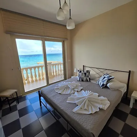 Luxury Beachfront Margarita With Private Beach, Pool & Jacuzzi In Zakynthos *
