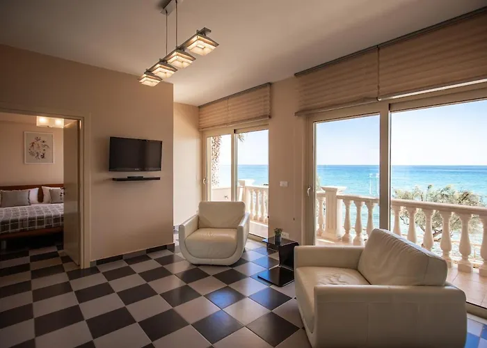 Luxury Beachfront Margarita With Private Beach, Pool & Jacuzzi In Zakynthos * Akrotiri (Zakynthos)