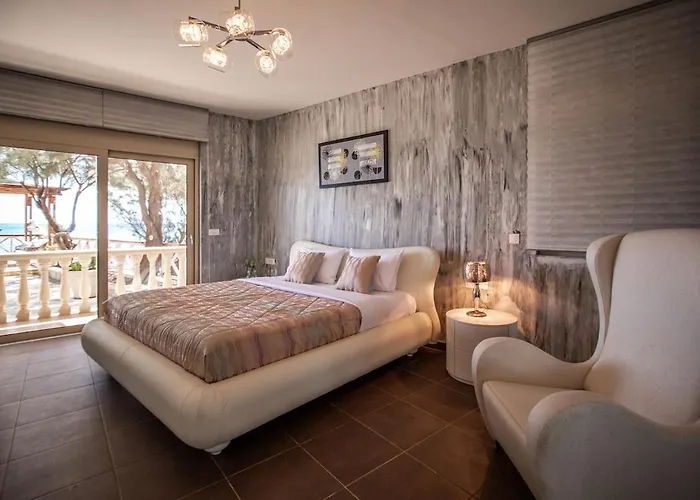 Luxury Beachfront Margarita With Private Beach, Pool & Jacuzzi In Zakynthos * Akrotiri (Zakynthos)