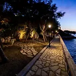 Luxury Beachfront Margarita With Private Beach, Pool & Jacuzzi In Zakynthos Akrotiri (Zakynthos)