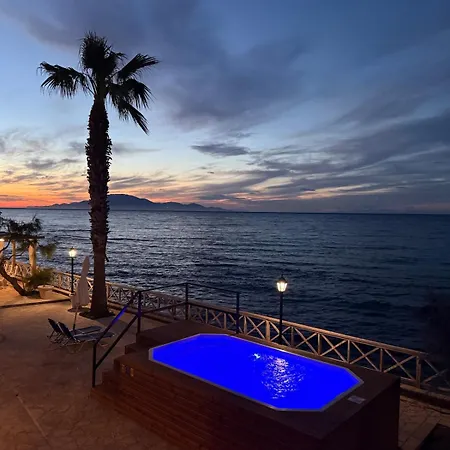 Vila Luxury Beachfront Margarita With Private Beach, Pool & Jacuzzi In Zakynthos *